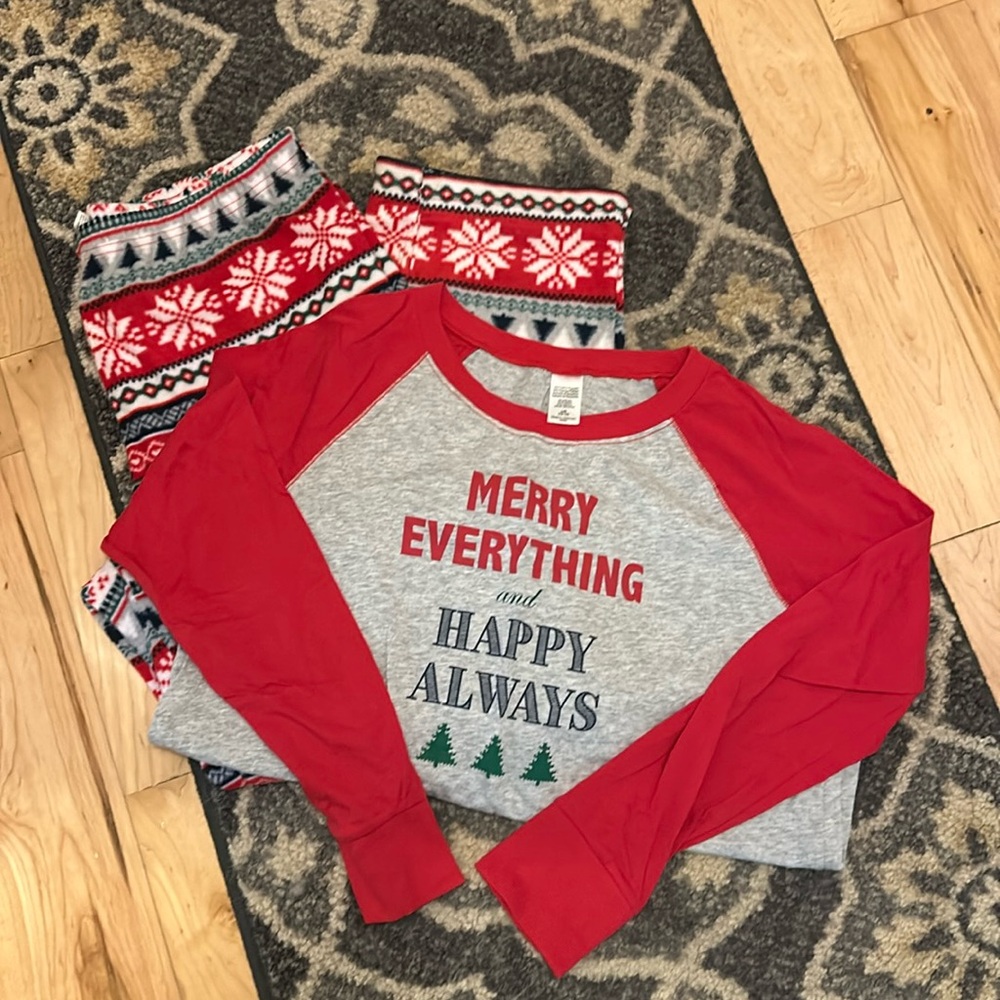 Christmas Pajamas Size L, Worn Once